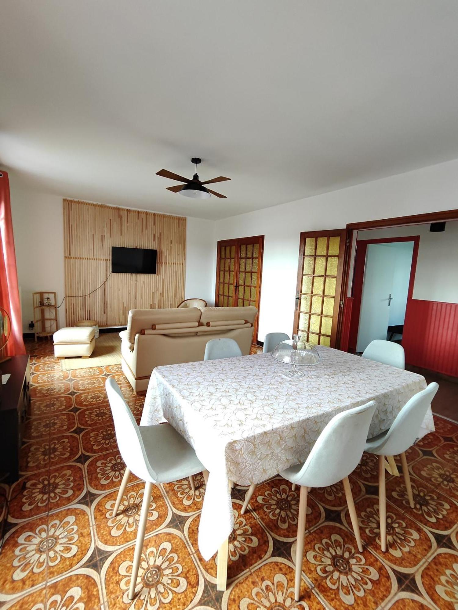 Les Jardins Ducarouge 1 Apartment Digoin